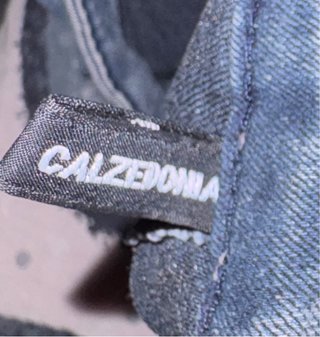 Pantaloni jeans effetto stone washed