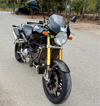 Ducati Monster S4RS Testastretta 998