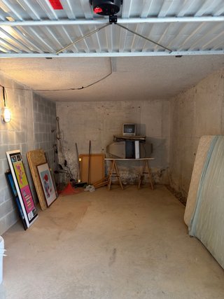 Apartamento con amplio garaje privado en Yesa