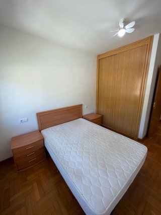 Apartamento con amplio garaje privado en Yesa