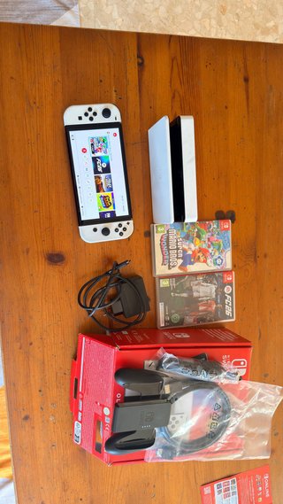 Nintendo Switch OLED Blanca + Juegos
