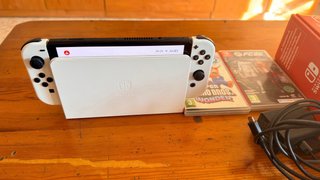 Nintendo Switch OLED Blanca + Juegos