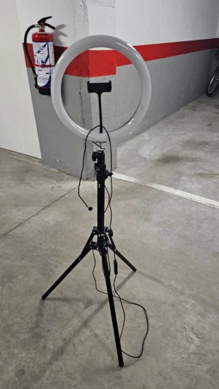 Aro de luz con trípode
