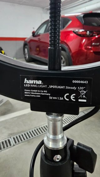 Aro de luz con trípode