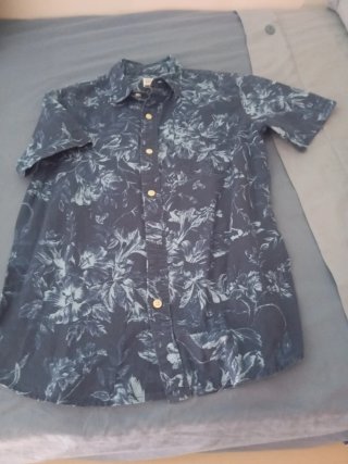 Talla 12 camisa GAP floral azul