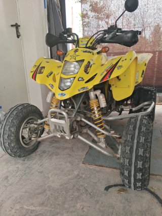 Quad Suzuki LTZ 400 Amarillo
