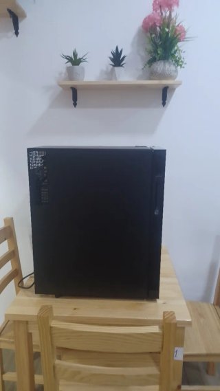 Vinoteca de cristal para 12 botellas