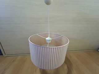 Lámpara infantil rayas rosa y blanco