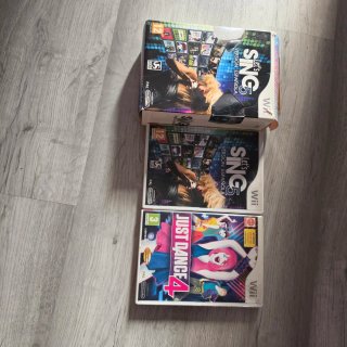 Pack juegos justdance + singstar wii y micrófonos