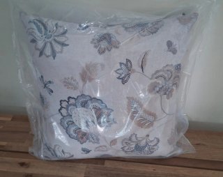 Cojín decorativo floral