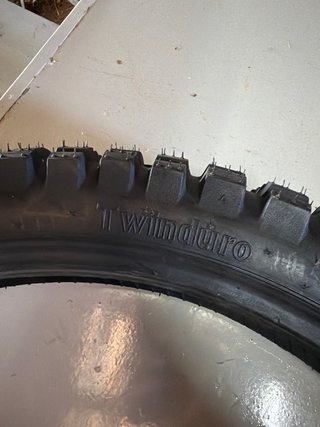 Neumático Moto 90/90-21