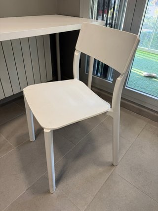 Escritorio IKEA LAGKAPTEN/ADILS + 2 Sillas TEODORE
