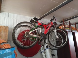 Bicicleta de montaña Freerider roja