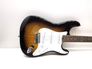 E66924-0 GUITARRA ELECTRICA FENDER SQUIER STRATOCA