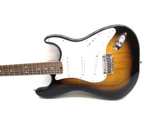 E66924-0 GUITARRA ELECTRICA FENDER SQUIER STRATOCA