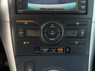 Toyota Auris 2011