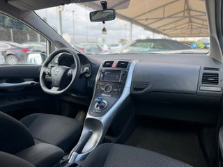 Toyota Auris 2011