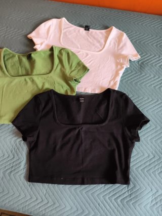 3 Camisetas Crop Top Escote Cuadrado