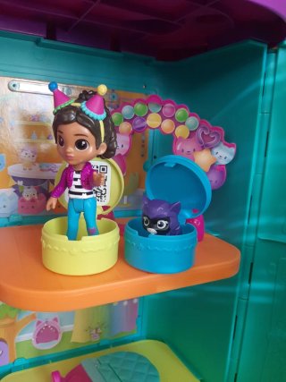 Casa de muñecas Gabby's Celebration Dollhouse