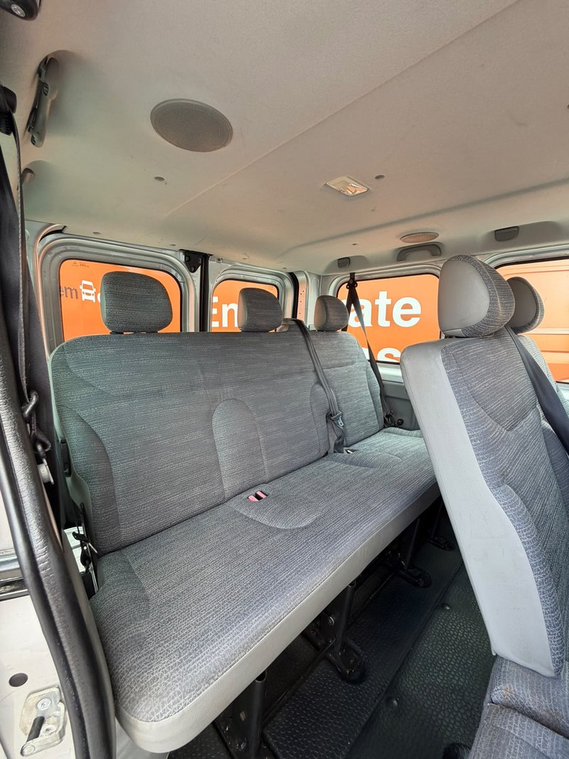 Renault Trafic 2011, foto 13