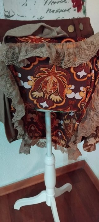 Falda corta diseño patchwork