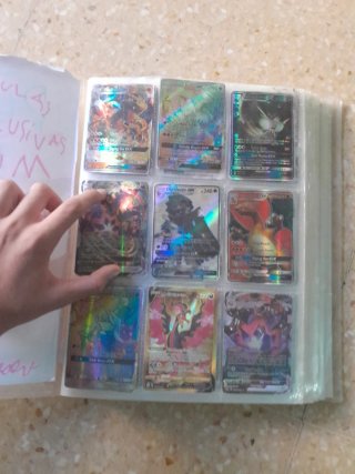 Pagina de cartas pokemon brillantes charizards