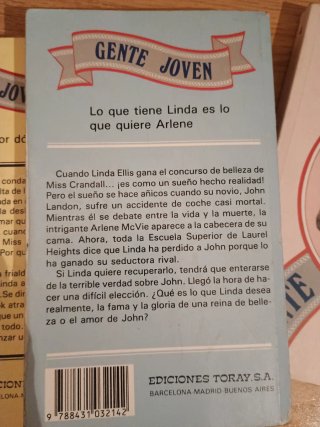 Lote: ¿Amor o gloria?. Triste victoria. Lazos de..