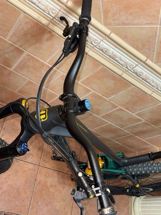 Mondraker Superfoxy Carbon RR T-L