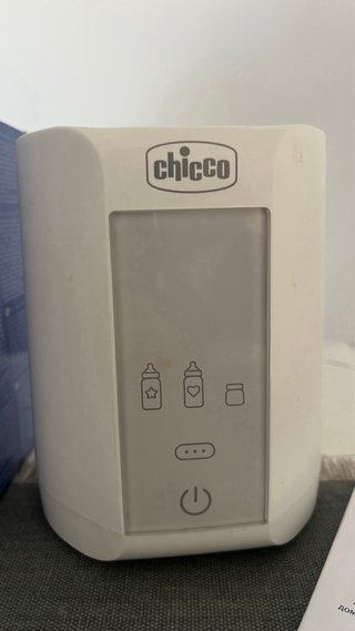 Calienta biberones Chicco coche