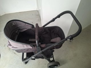 Carrito de bebé Asalvo Two+2 con cuco. De 0 a 24 m