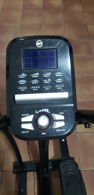 Bicicleta elíptica Bodytone Home poco uso