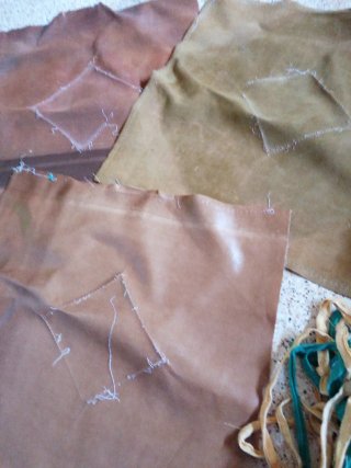 Pezzi similpelle + accessori cucito