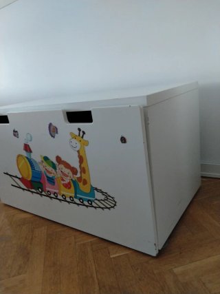 Baúl infantil IKEA blanco