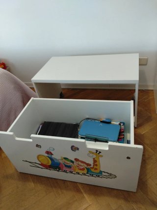 Baúl infantil IKEA blanco