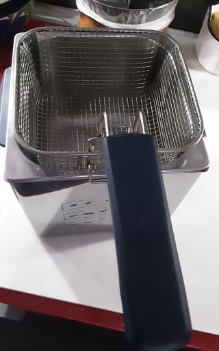 Freidora Eléctrica Acero Inox 2L
