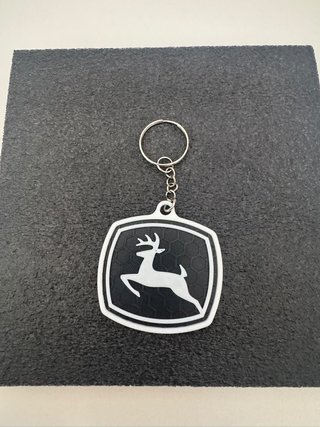 Llavero John Deere Ciervo