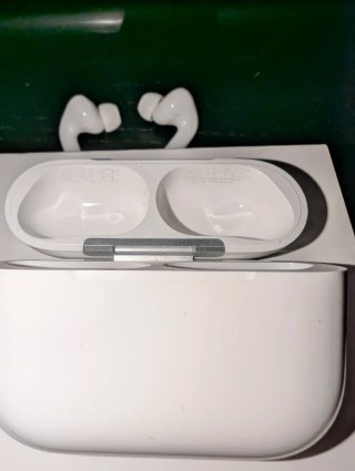 Airpods Pro 3 - CASI SIN USO