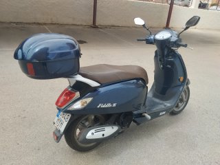 Moto Scooter SYM Fiddle