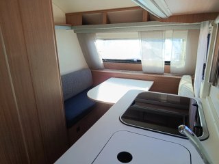 Caravana Adrià Aviva 350L