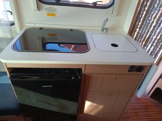 Caravana Adrià Aviva 350L