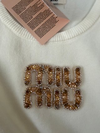 Top Miu Miu Blanco con Logo