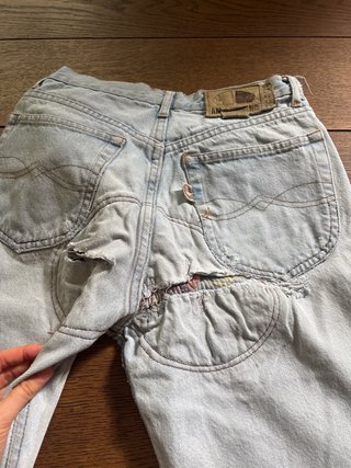 Jeans vintage Americanino azzurri strappati
