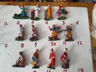 Pastori presepe 5 euro cad.