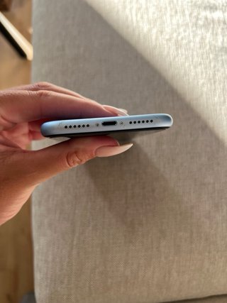 iPhone XR 64GB Azul + Funda Verde