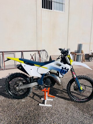 Husqvarna TBI 150 Enduro 2024