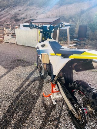 Husqvarna TBI 150 Enduro 2024