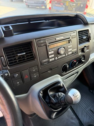 Ford Transit 2012