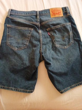 Bermuda Levis Strauss 445 Hombre Talla W 30