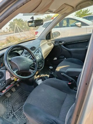 Ford Focus 2001