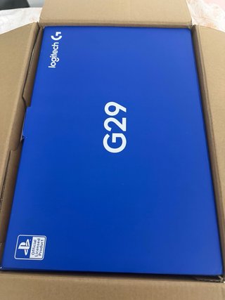 Volante Logitech G29 + Guantes de carreras